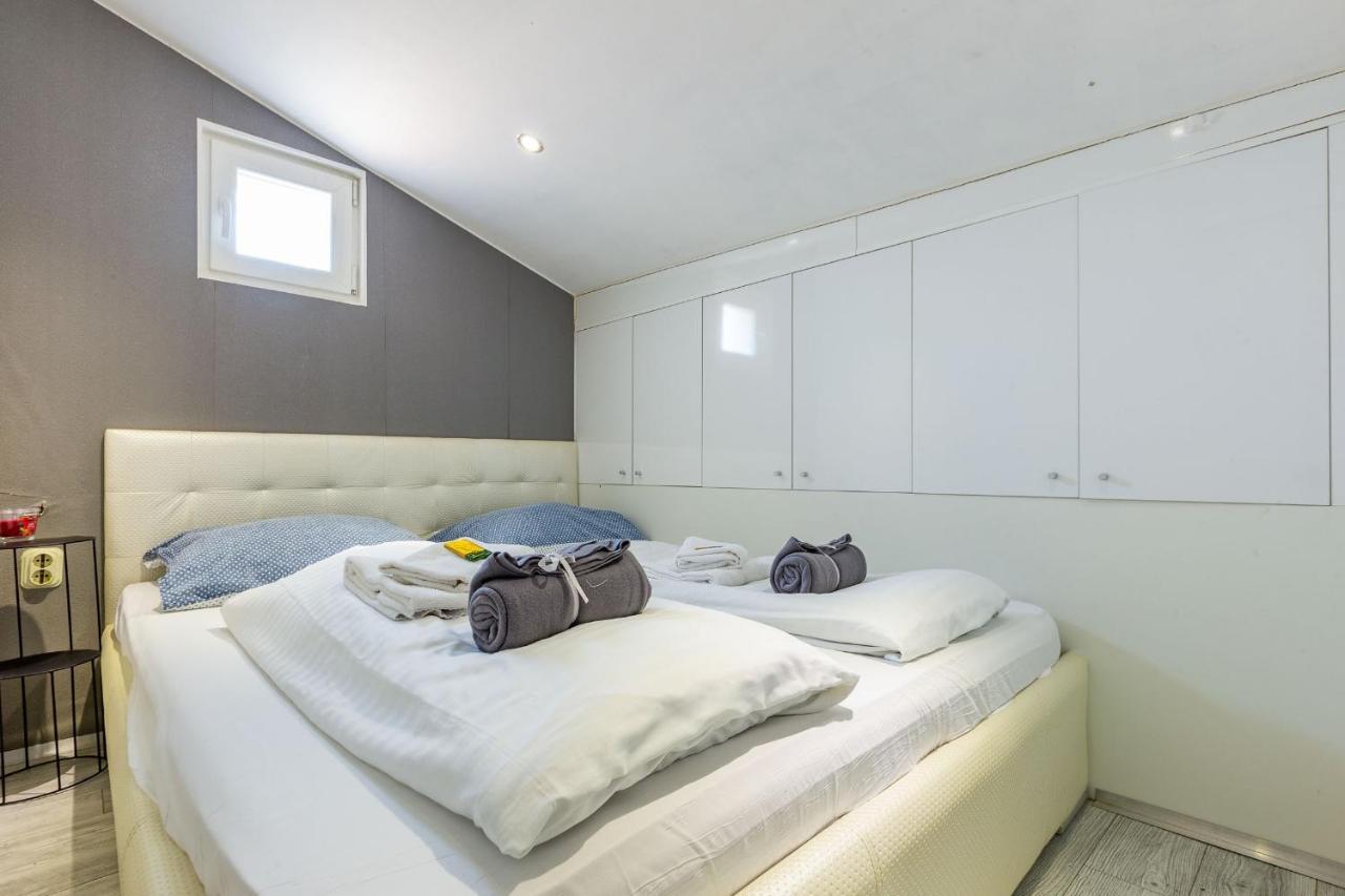 Alpha Loft 1Br Apartment In Center Zadar Eksteriør bilde